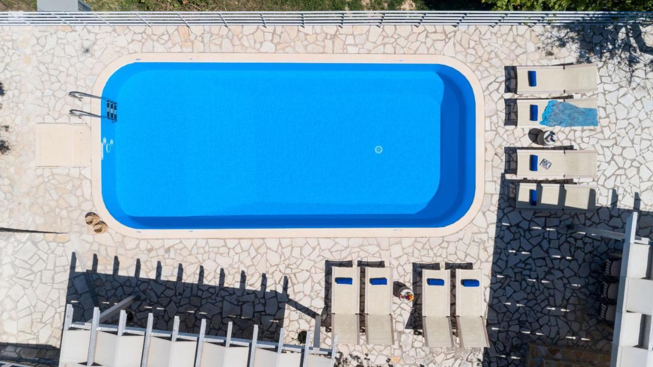 Villa Chrysallis With Heated Pool Георгиуполис Экстерьер фото