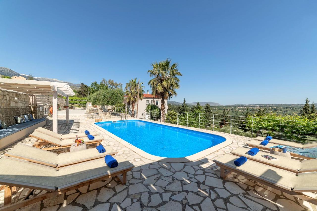 Villa Chrysallis With Heated Pool Георгиуполис Экстерьер фото