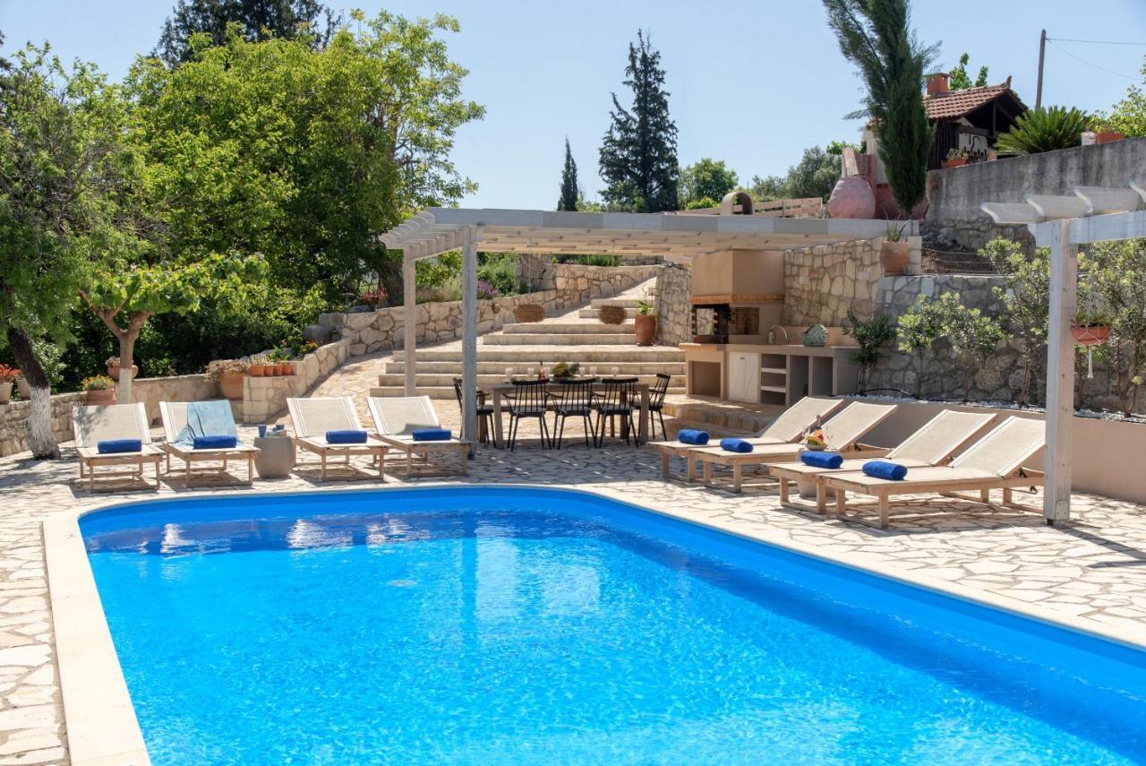 Villa Chrysallis With Heated Pool Георгиуполис Экстерьер фото