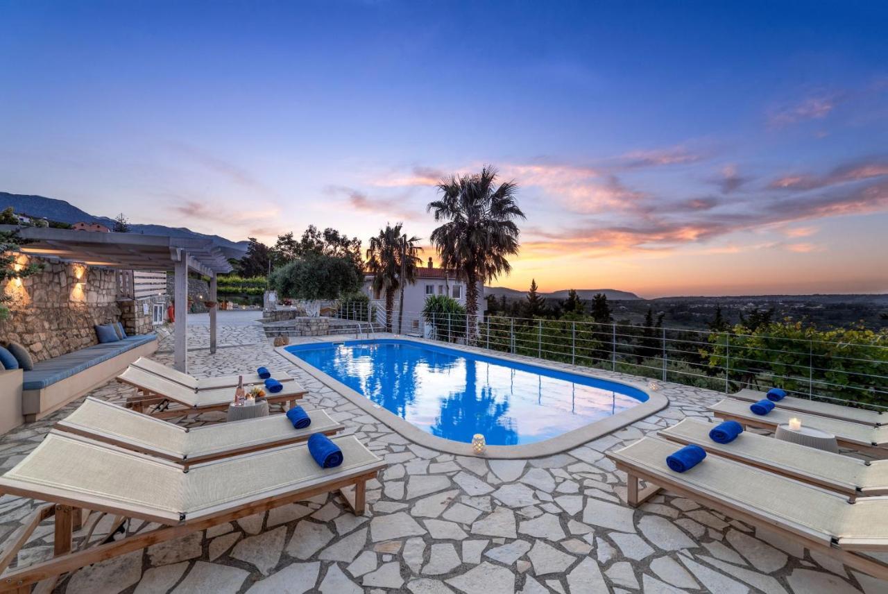 Villa Chrysallis With Heated Pool Георгиуполис Экстерьер фото
