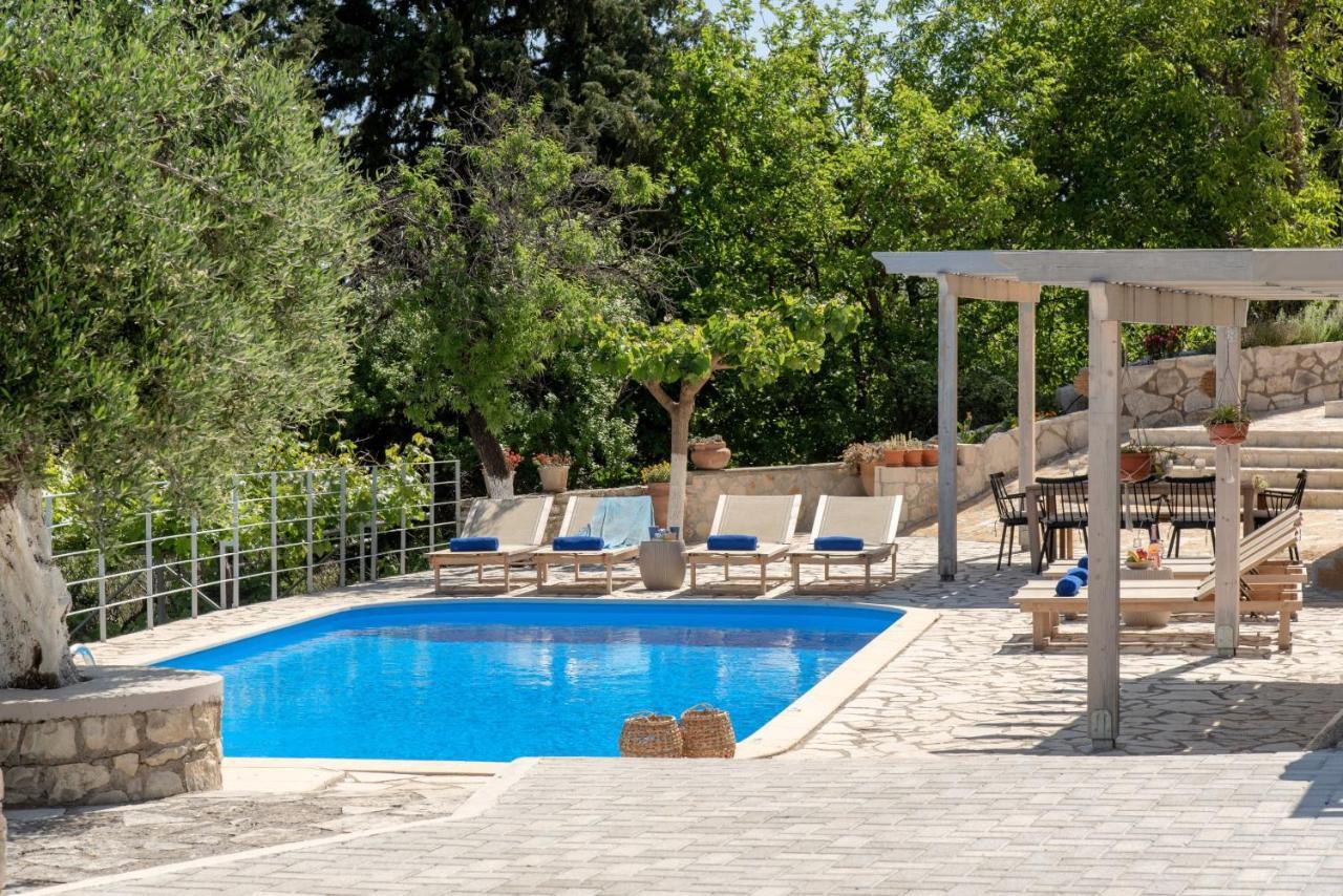 Villa Chrysallis With Heated Pool Георгиуполис Экстерьер фото